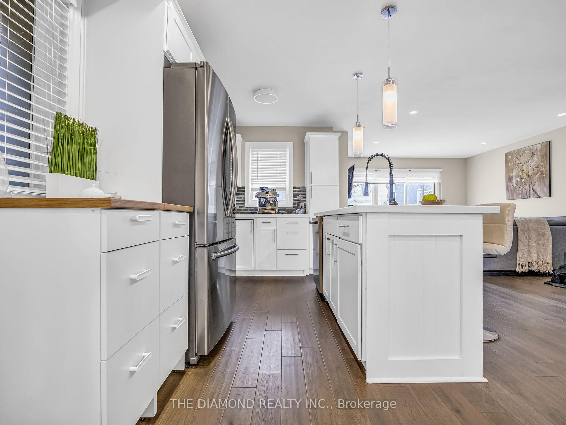 Photo 13 of 2971 Glover Lane, Burlington, Rose — HOMEH