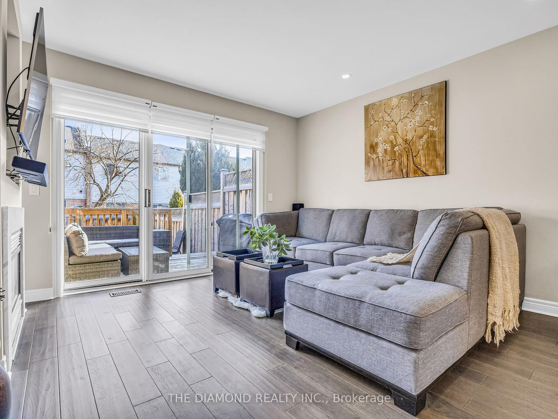 Photo 16 of 2971 Glover Lane, Burlington, Rose — HOMEH