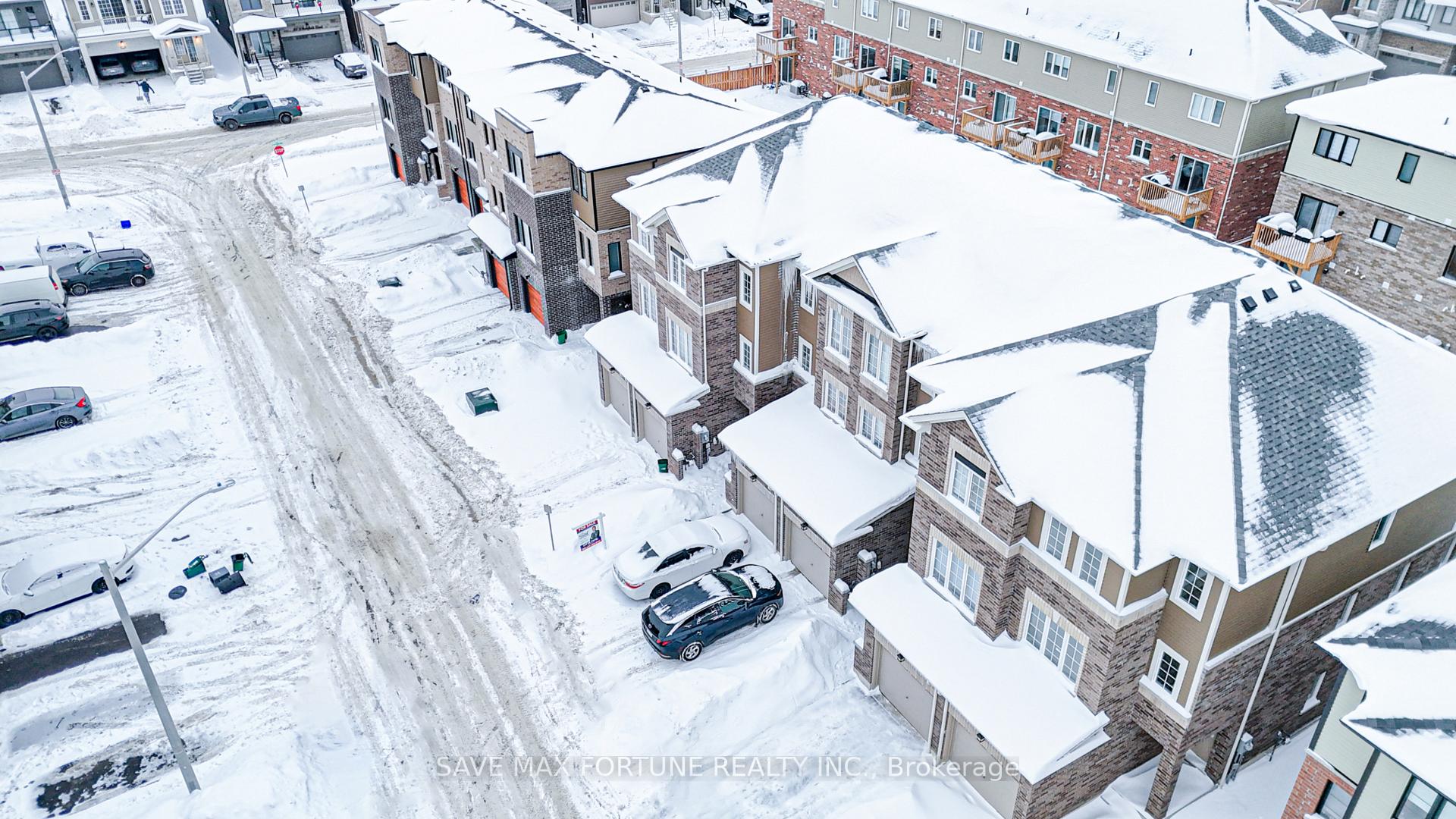 Photo 20 of 15 Pumpkin Corner Crescent, Barrie, Rural Barrie Southeast — HOMEH