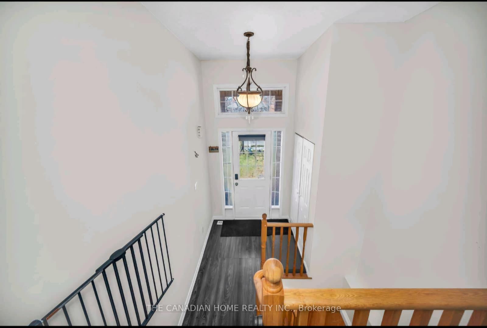Photo 2 of 113 Twin Pines Crescent, Brampton, Northwest Sandalwood Parkway — HOMEH