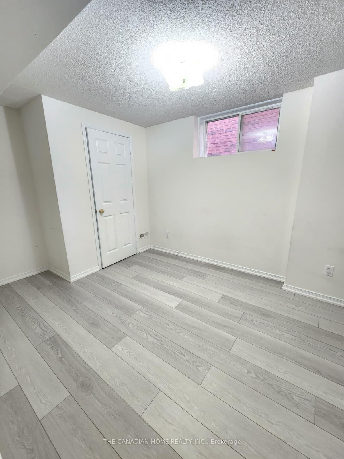 Photo 9 of 113 Twin Pines Crescent, Brampton, Northwest Sandalwood Parkway — HOMEH