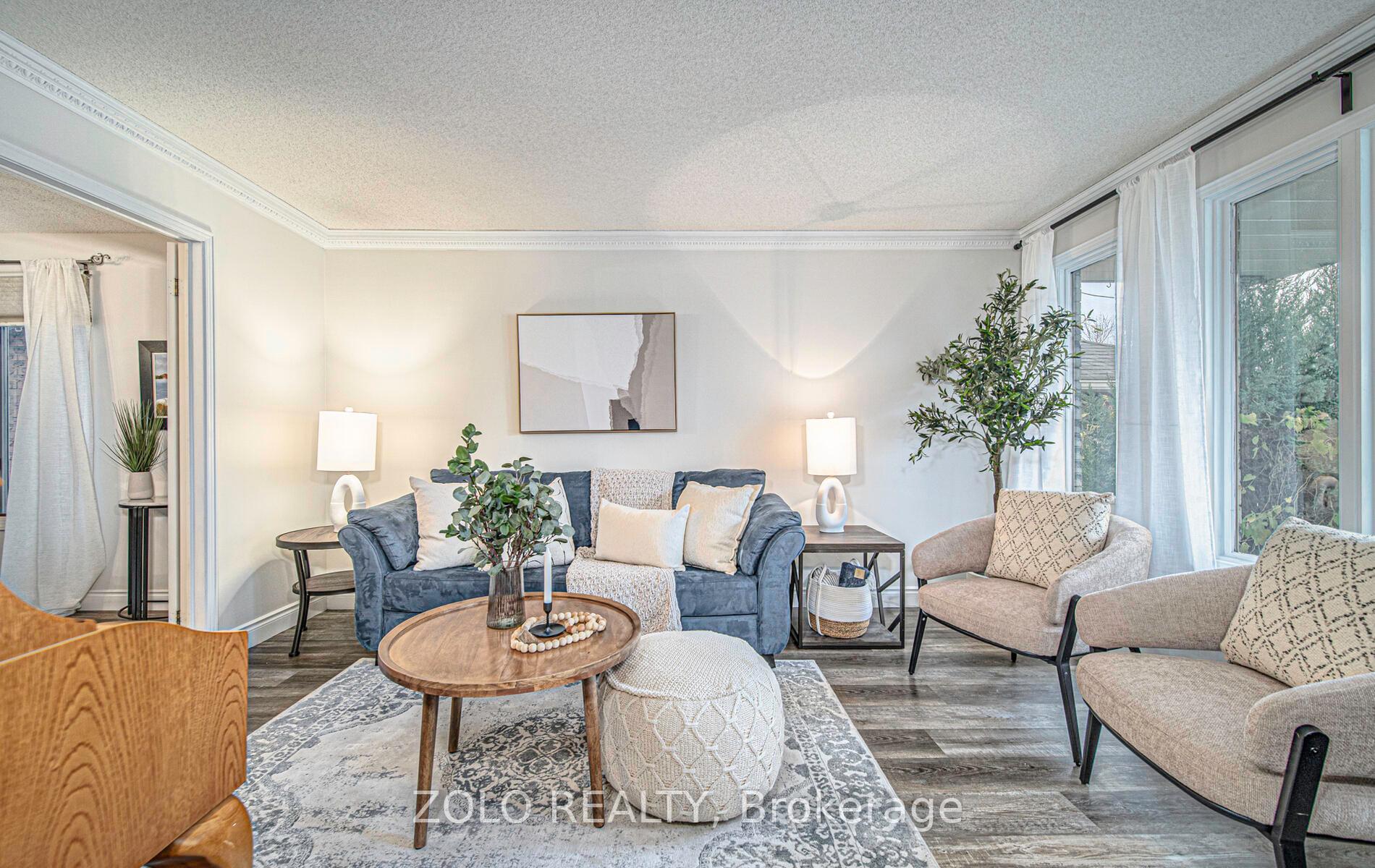 Photo 5 of 871 Peggoty Circle, Oshawa, Eastdale — HOMEH