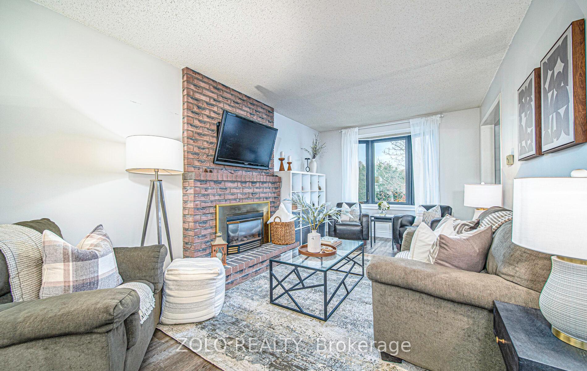 Photo 16 of 871 Peggoty Circle, Oshawa, Eastdale — HOMEH