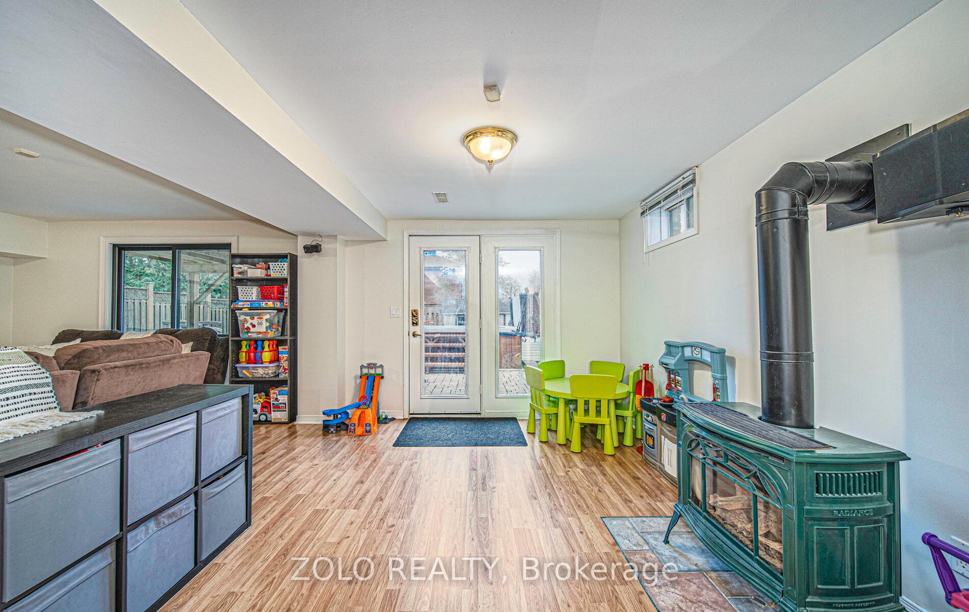 Photo 27 of 871 Peggoty Circle, Oshawa, Eastdale — HOMEH