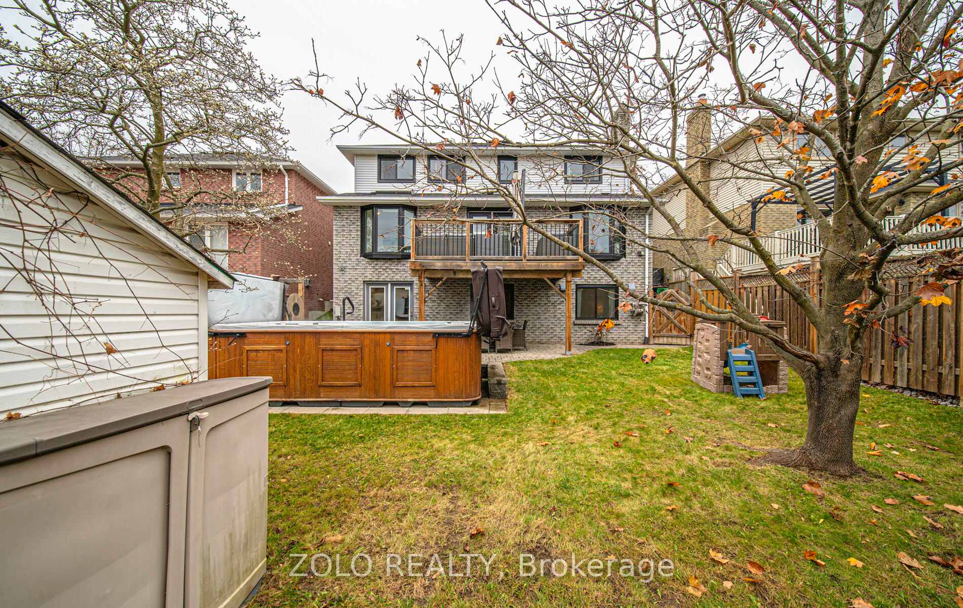 Photo 34 of 871 Peggoty Circle, Oshawa, Eastdale — HOMEH