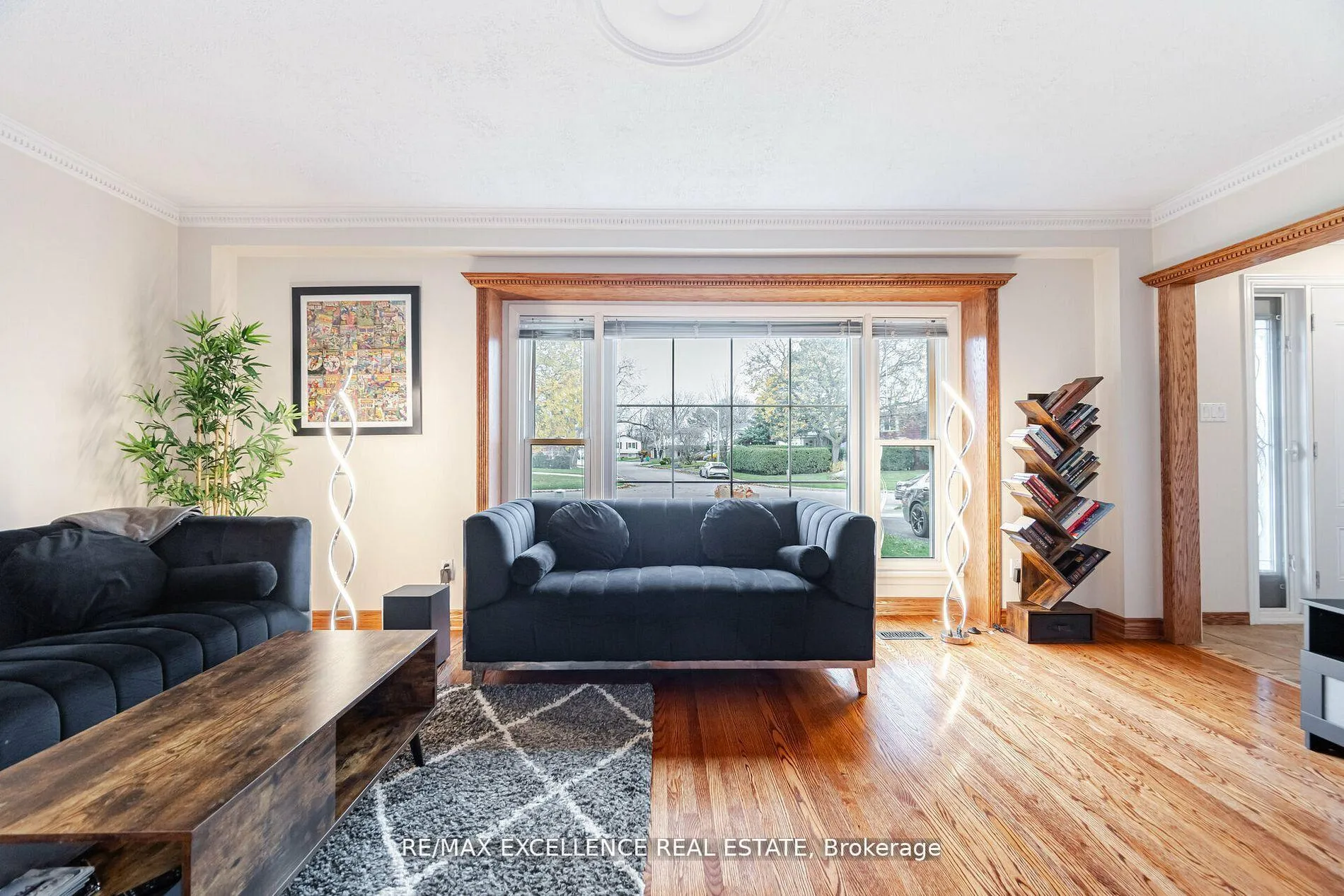 Photo 7 of 11 Crawley Drive, Brampton, Avondale — HOMEH