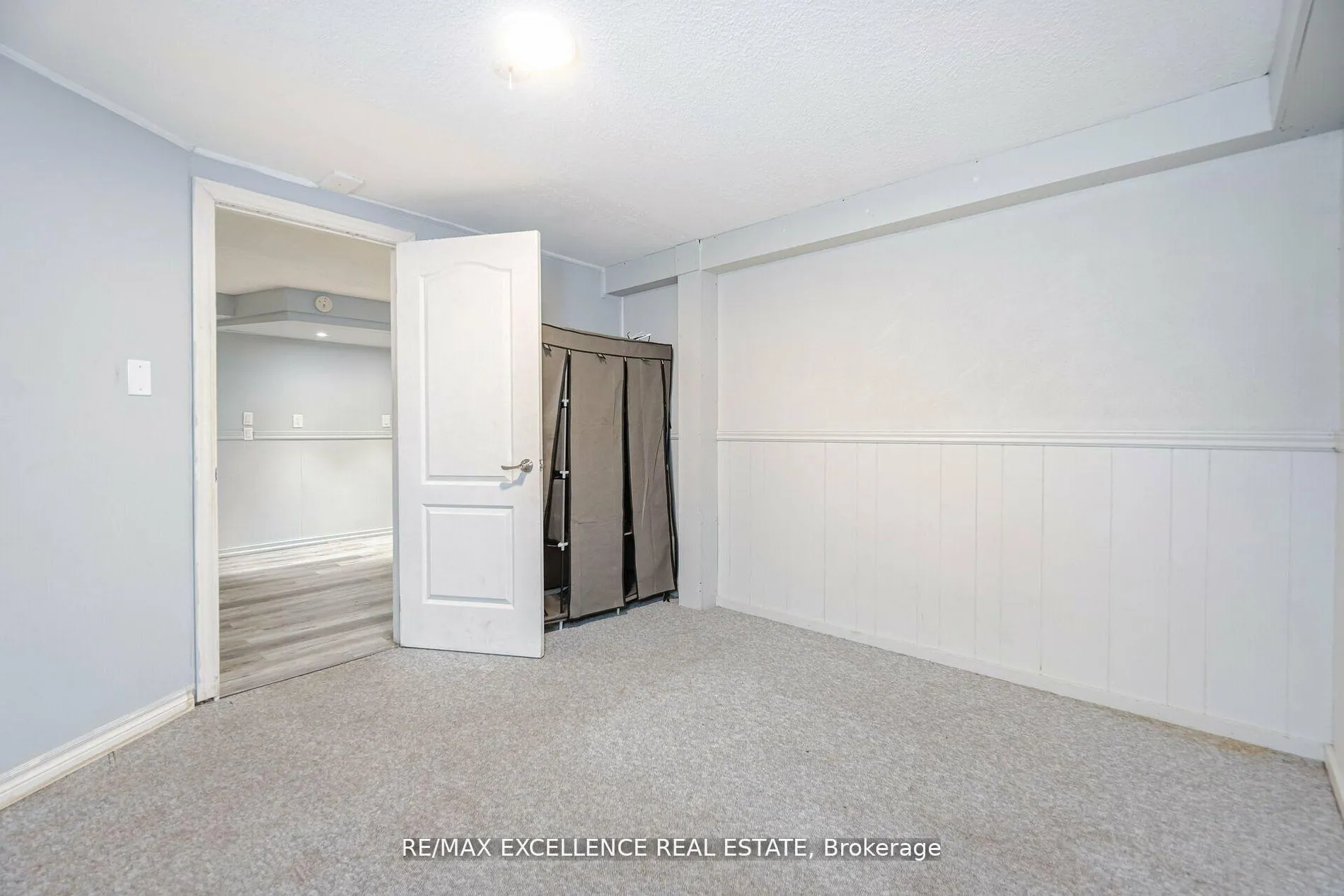 Photo 34 of 11 Crawley Drive, Brampton, Avondale — HOMEH