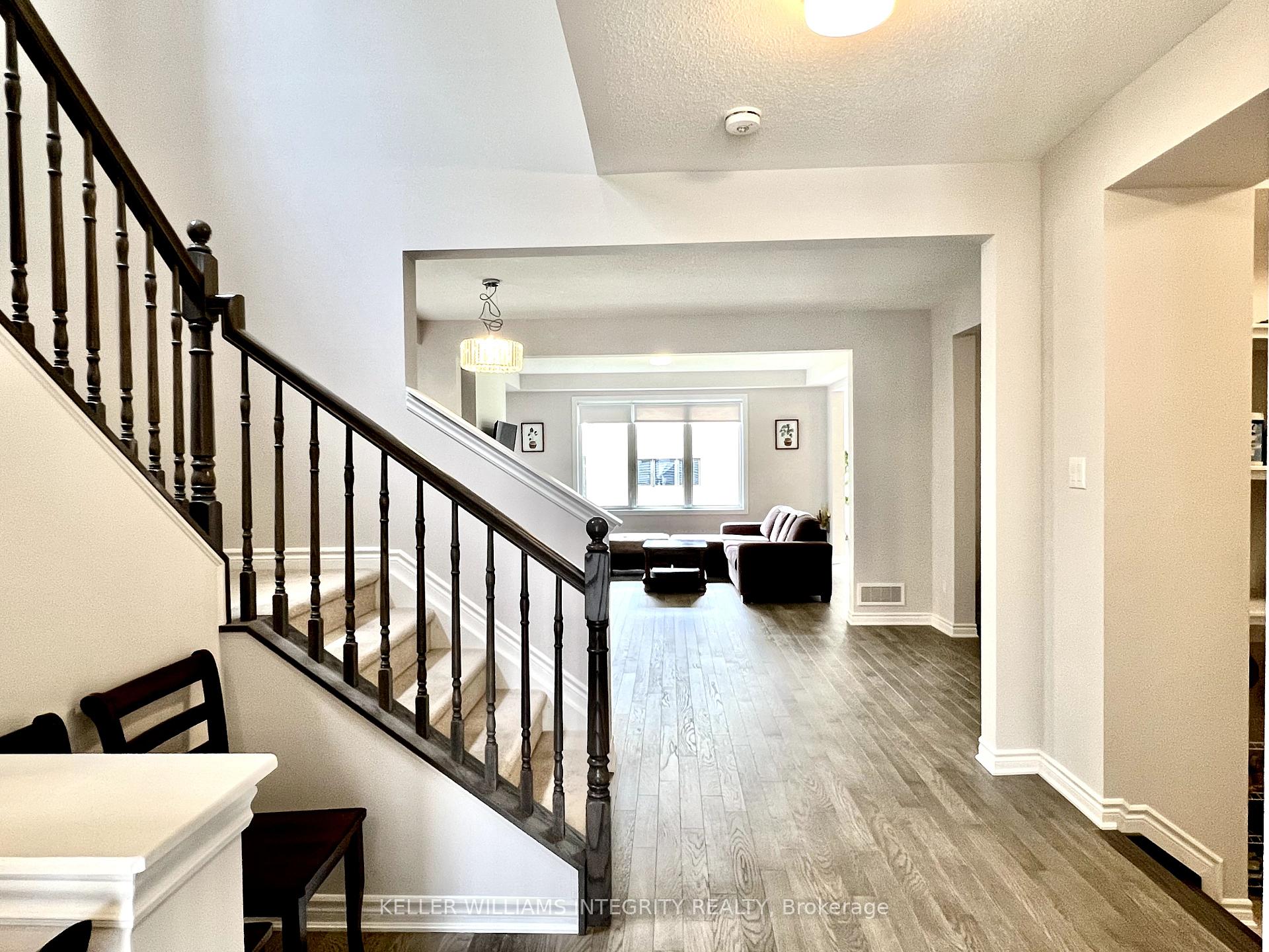 Photo 4 of 23 Racemose Street, Ottawa, Barrhaven - Half Moon Bay — HOMEH