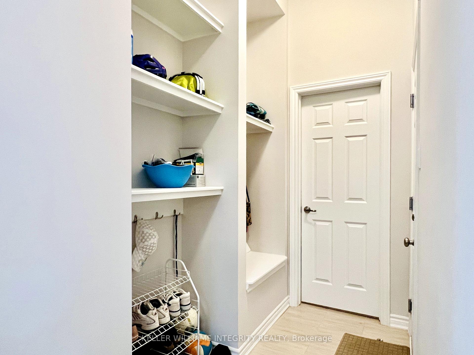 Photo 5 of 23 Racemose Street, Ottawa, Barrhaven - Half Moon Bay — HOMEH