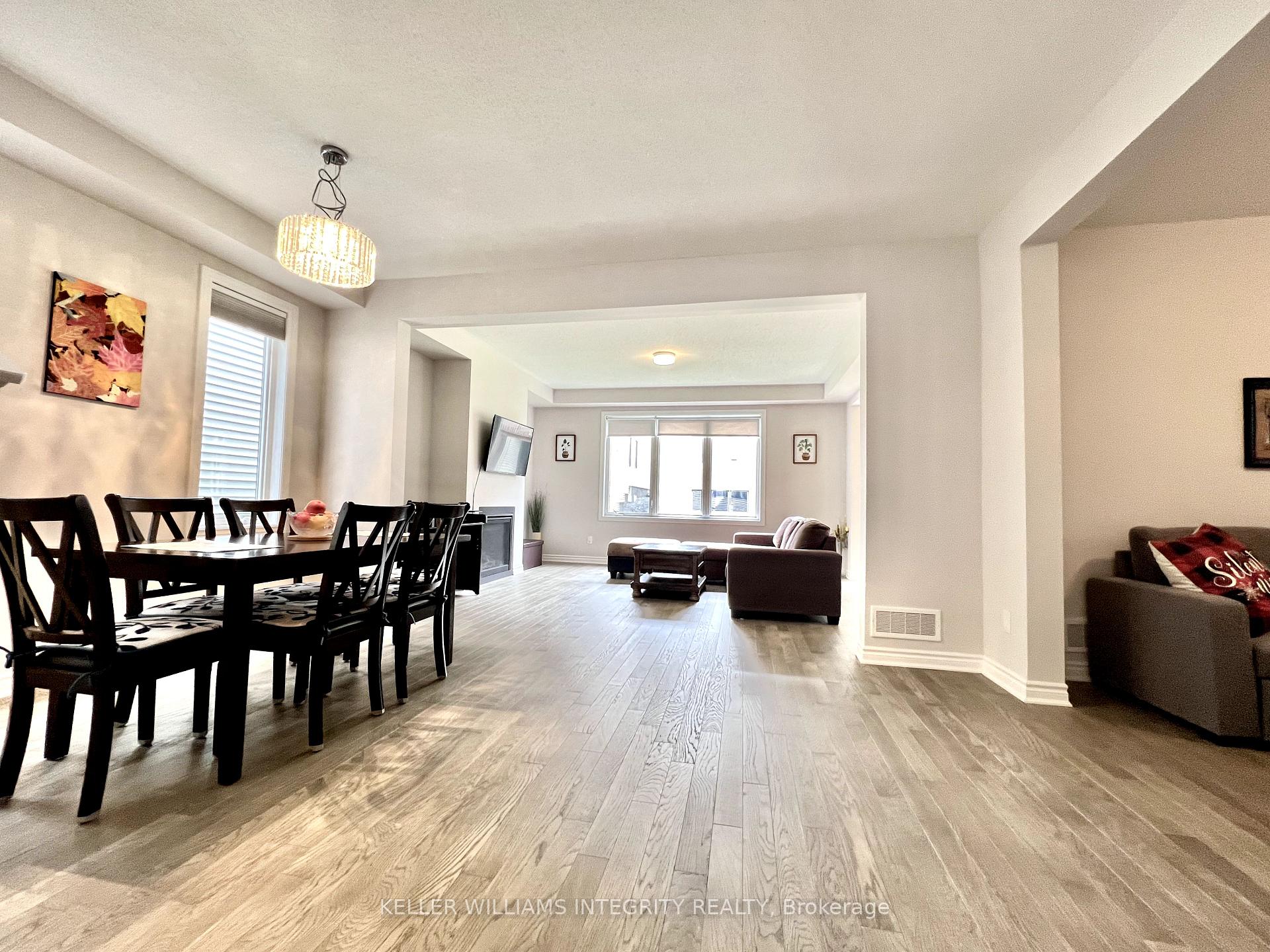 Photo 7 of 23 Racemose Street, Ottawa, Barrhaven - Half Moon Bay — HOMEH