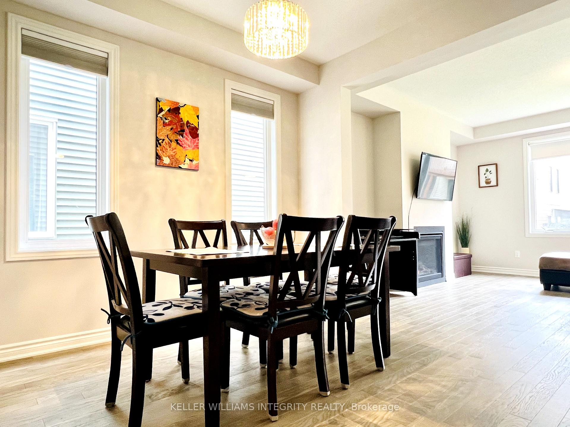 Photo 8 of 23 Racemose Street, Ottawa, Barrhaven - Half Moon Bay — HOMEH