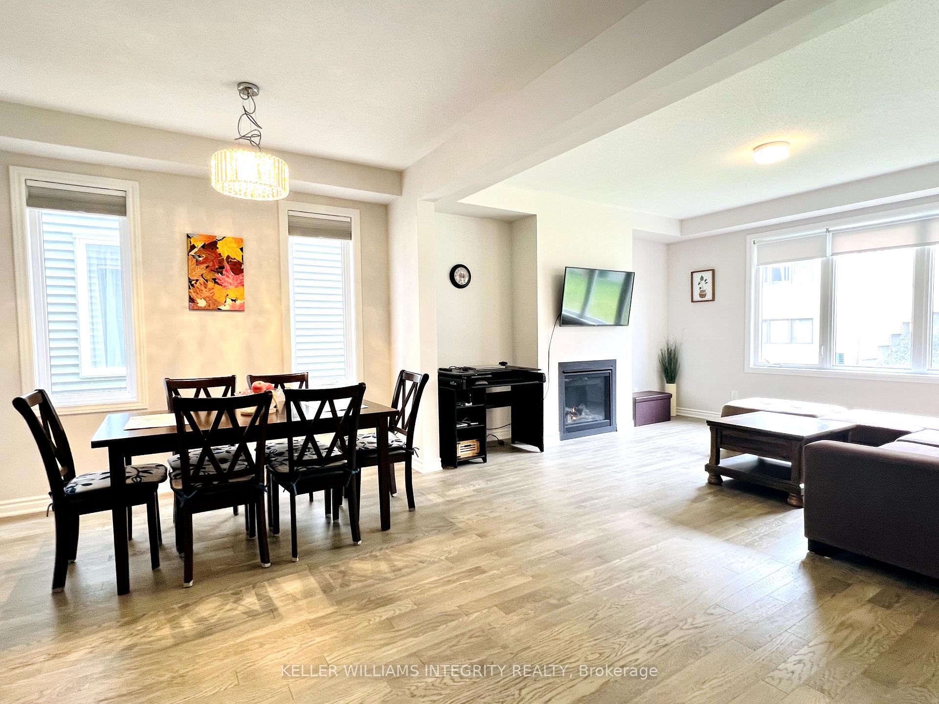 Photo 10 of 23 Racemose Street, Ottawa, Barrhaven - Half Moon Bay — HOMEH