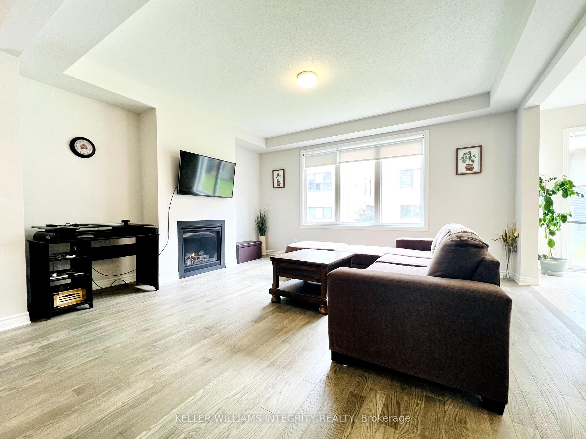 Photo 12 of 23 Racemose Street, Ottawa, Barrhaven - Half Moon Bay — HOMEH