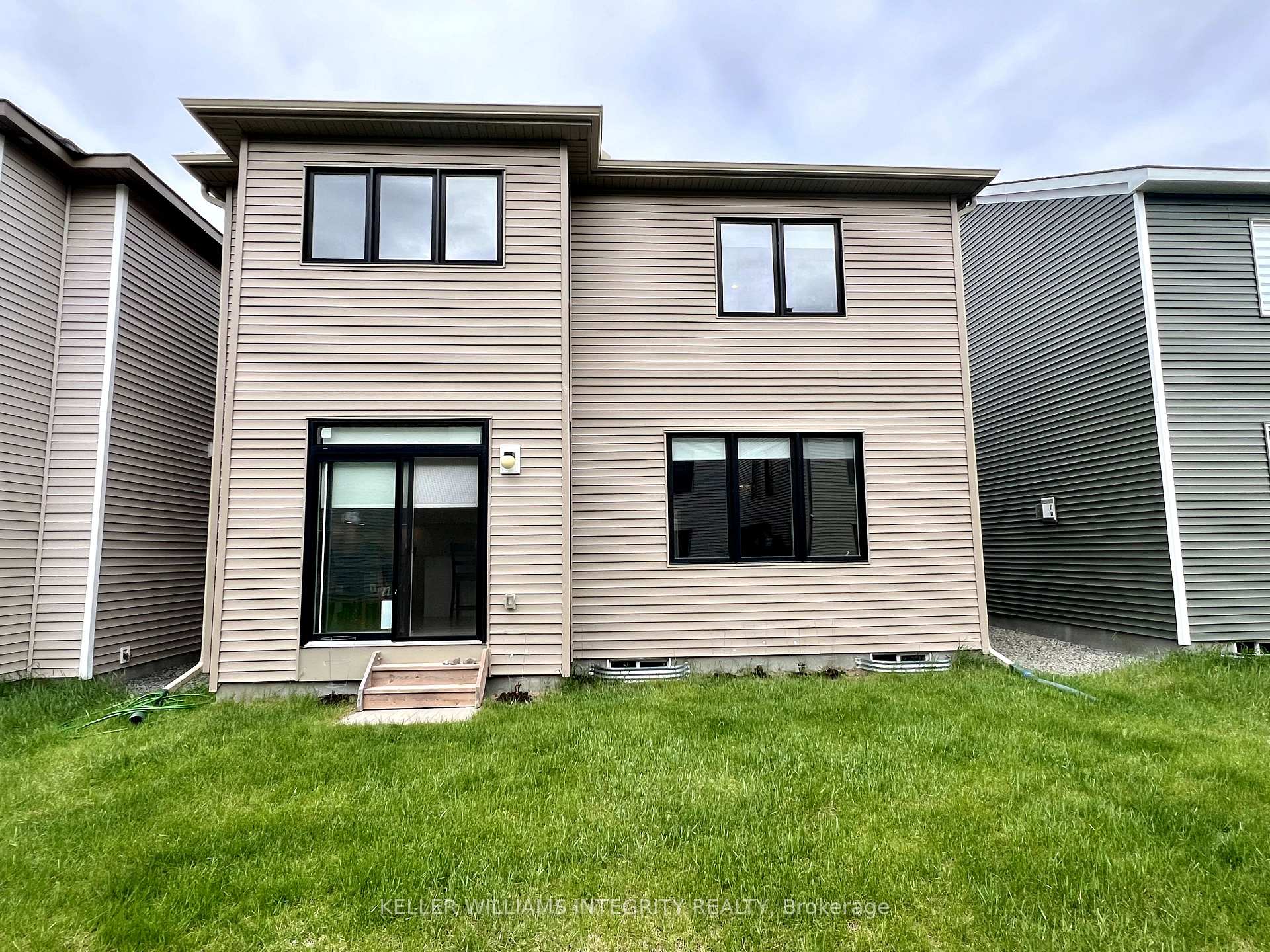 Photo 37 of 23 Racemose Street, Ottawa, Barrhaven - Half Moon Bay — HOMEH