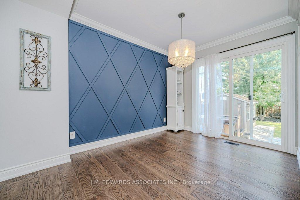 Photo 12 of 329 Silvana Crescent, Burlington, Shoreacres — HOMEH