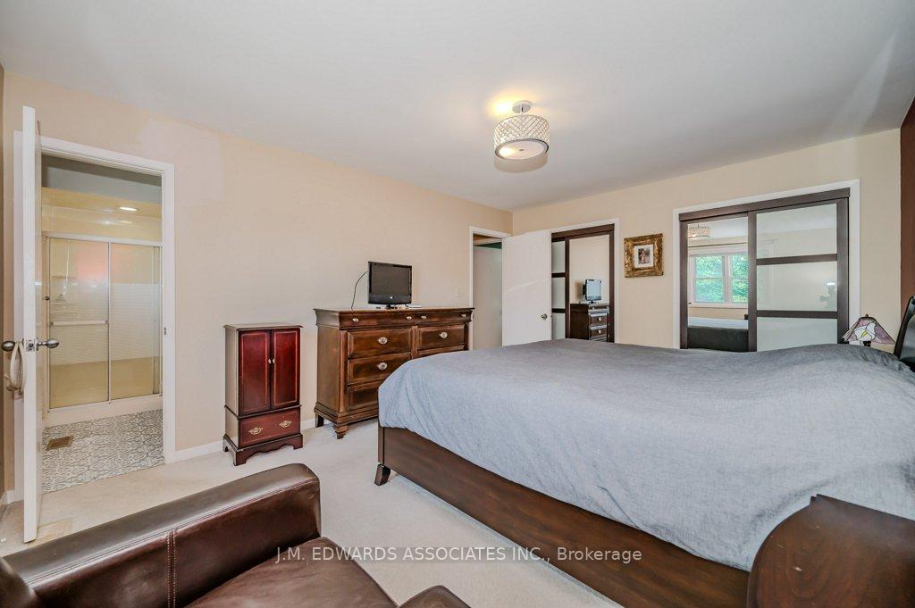 Photo 26 of 329 Silvana Crescent, Burlington, Shoreacres — HOMEH