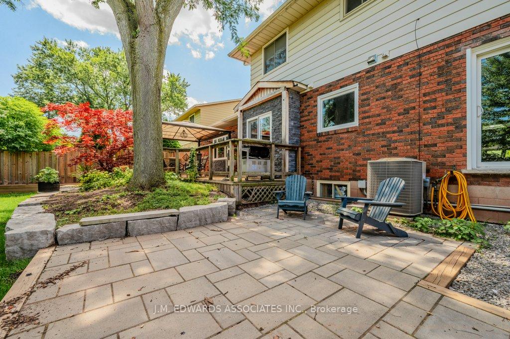 Photo 37 of 329 Silvana Crescent, Burlington, Shoreacres — HOMEH