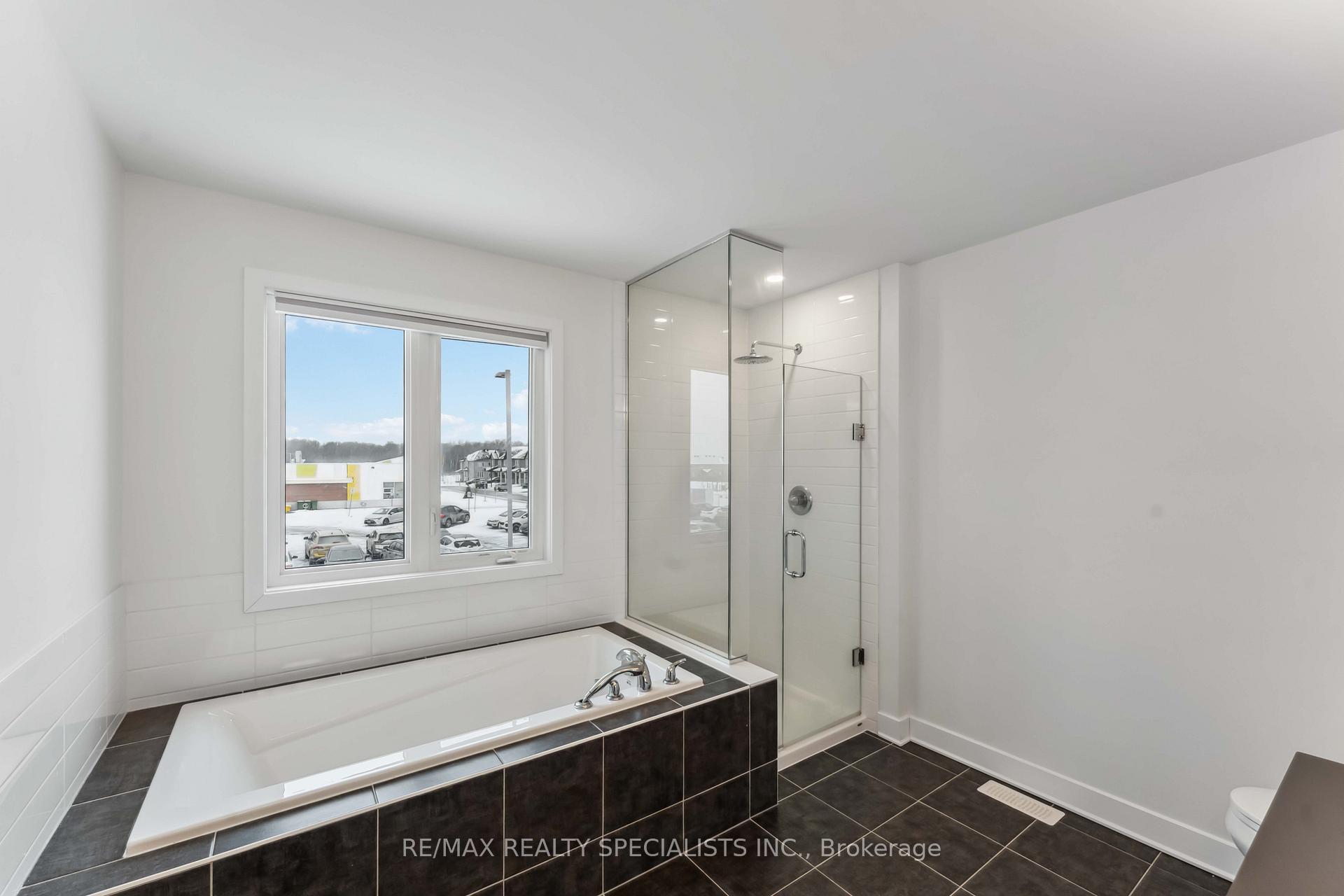 Photo 13 of 274 Turnbuckle Crescent, Ottawa, Barrhaven - Half Moon Bay — HOMEH