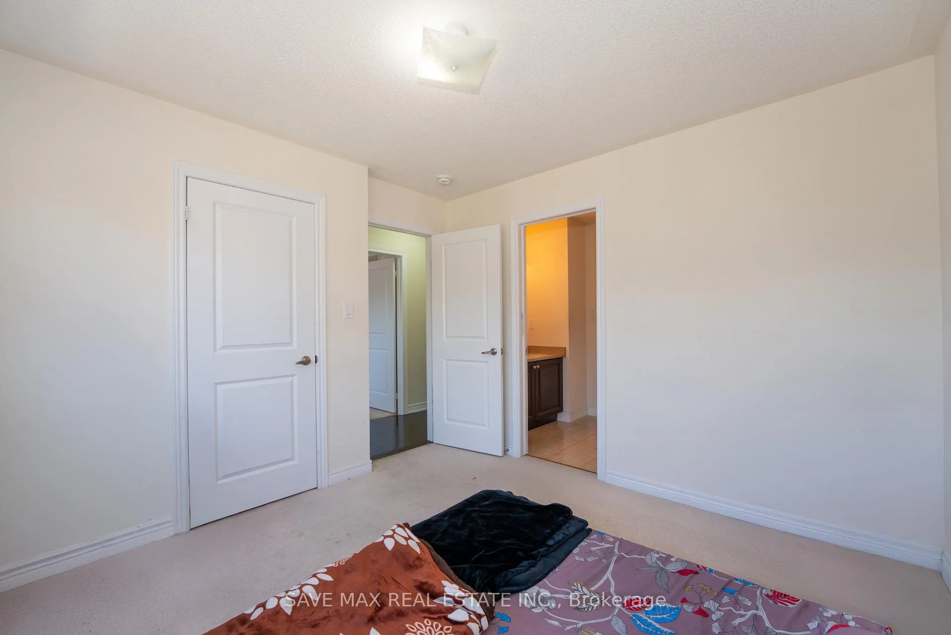 Photo 22 of 66 Geranium Crescent, Brampton, Bram West — HOMEH