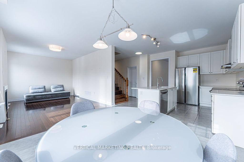 Photo 13 of 105 Roy Harper Avenue, Aurora, Rural Aurora — HOMEH