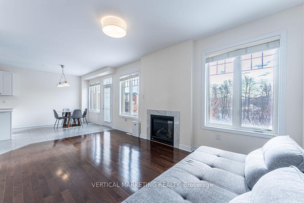 Photo 18 of 105 Roy Harper Avenue, Aurora, Rural Aurora — HOMEH