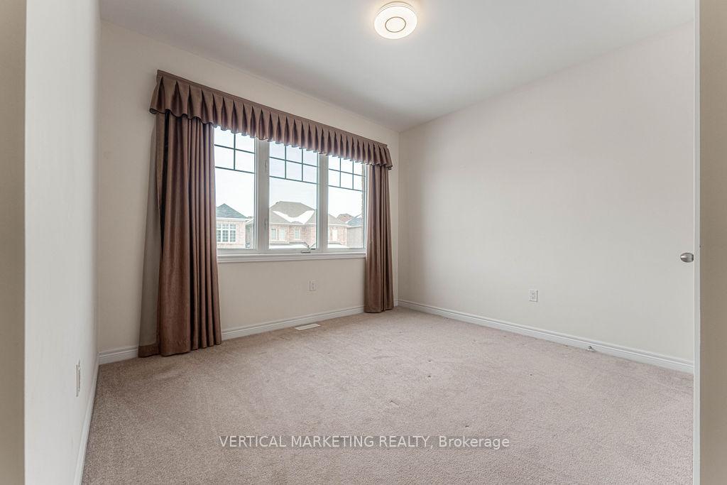 Photo 32 of 105 Roy Harper Avenue, Aurora, Rural Aurora — HOMEH