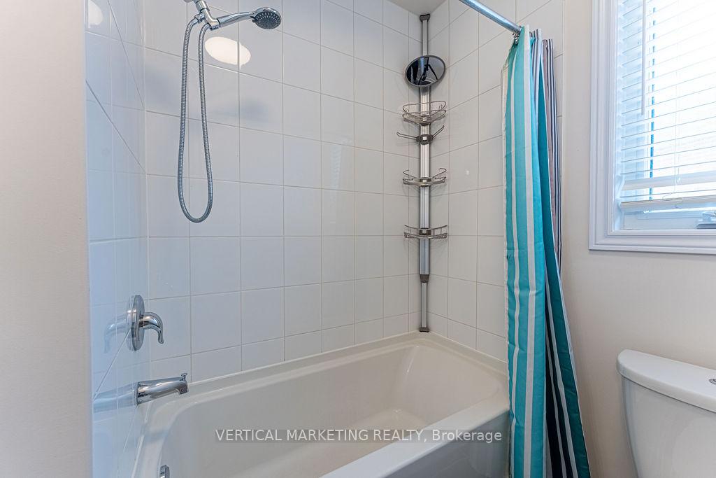 Photo 37 of 105 Roy Harper Avenue, Aurora, Rural Aurora — HOMEH