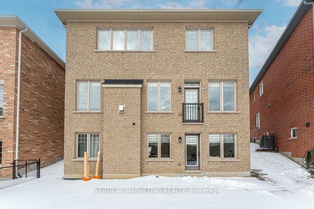 Photo 40 of 105 Roy Harper Avenue, Aurora, Rural Aurora — HOMEH