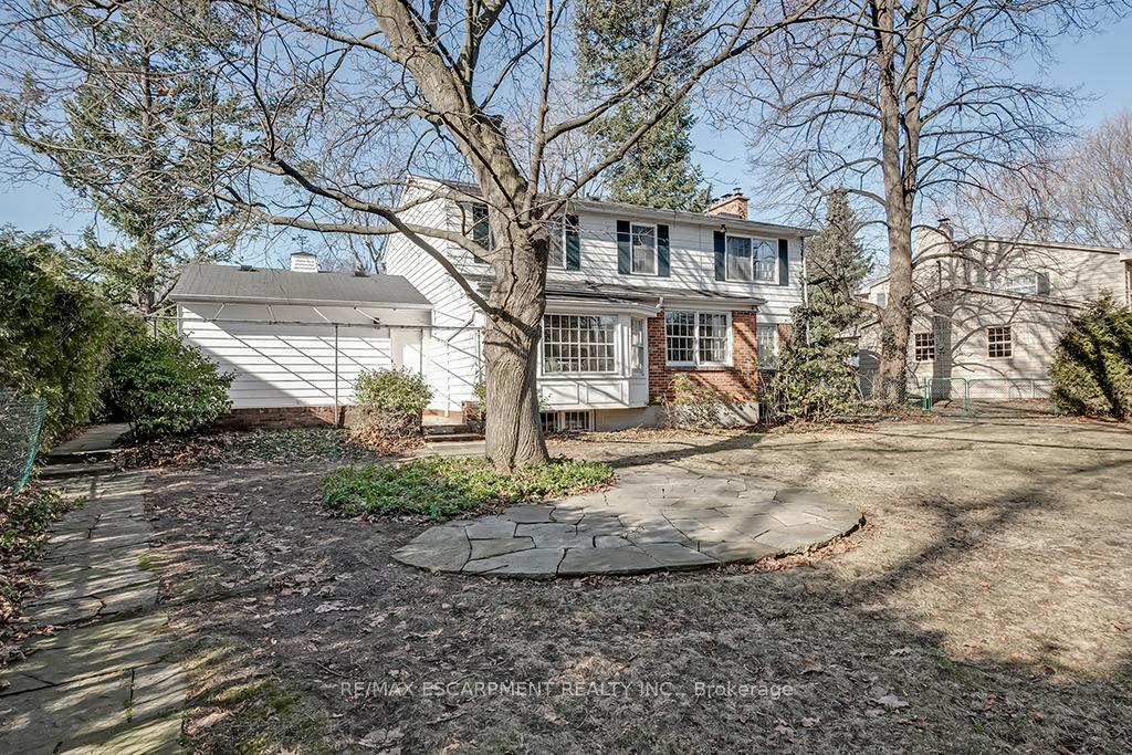 Photo 39 of 359 Rosslyn Drive, Burlington, Roseland — HOMEH