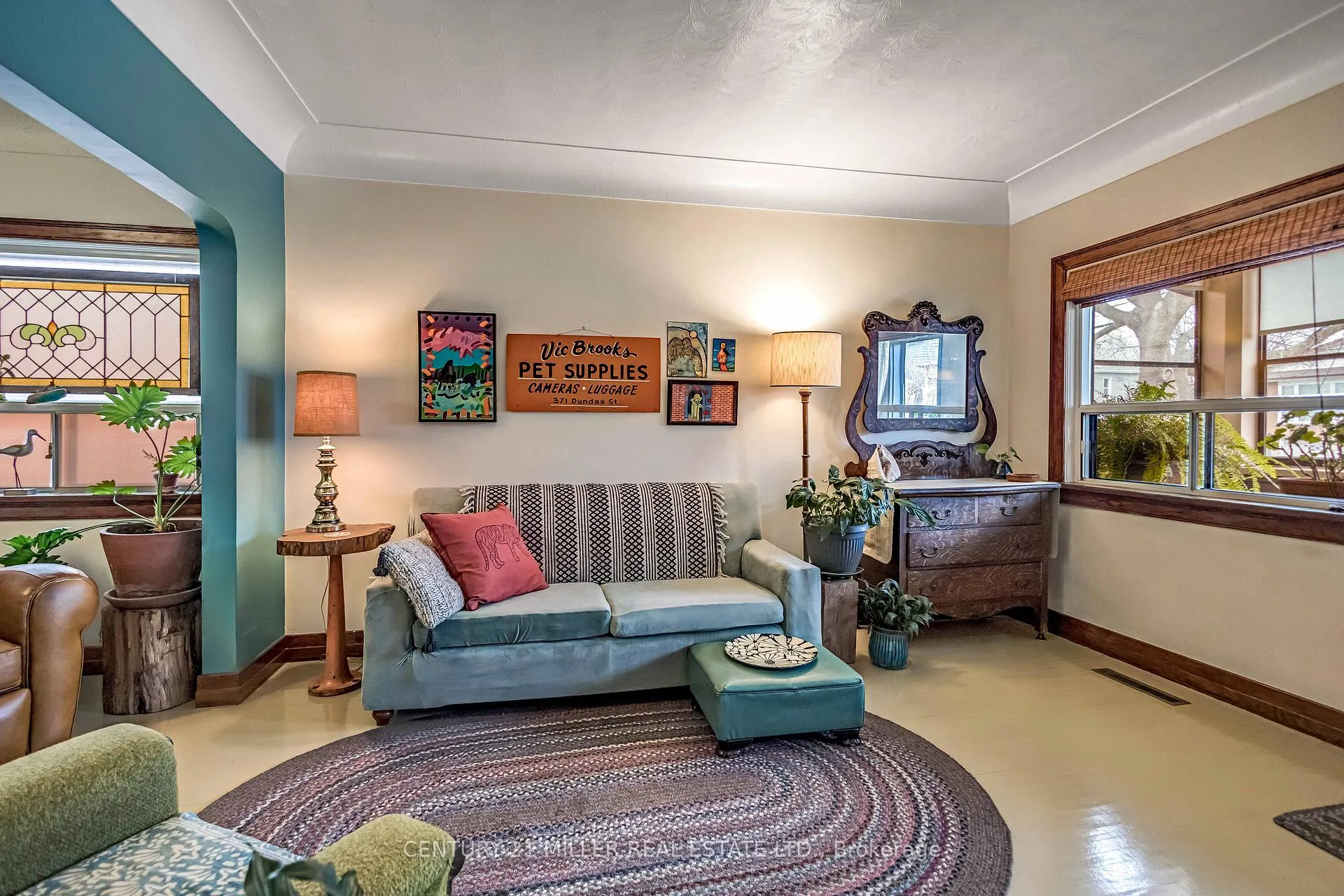Photo 6 of 135 Macaulay Street E, Hamilton, North End — HOMEH