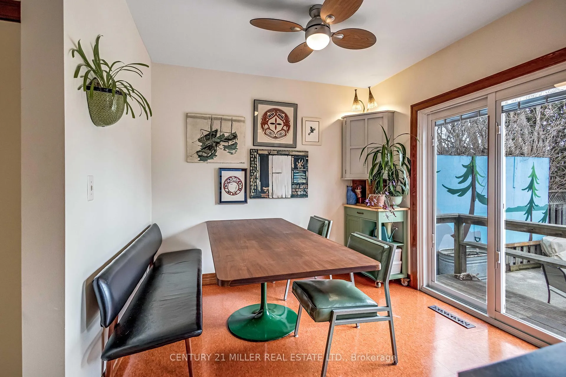 Photo 11 of 135 Macaulay Street E, Hamilton, North End — HOMEH