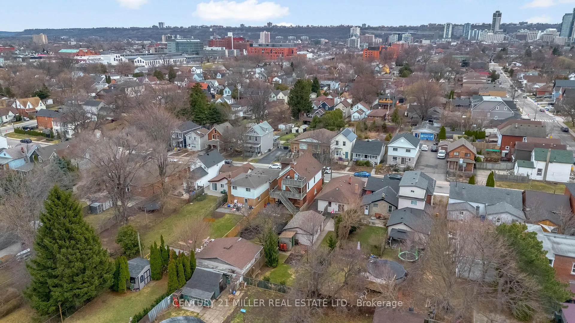 Photo 36 of 135 Macaulay Street E, Hamilton, North End — HOMEH