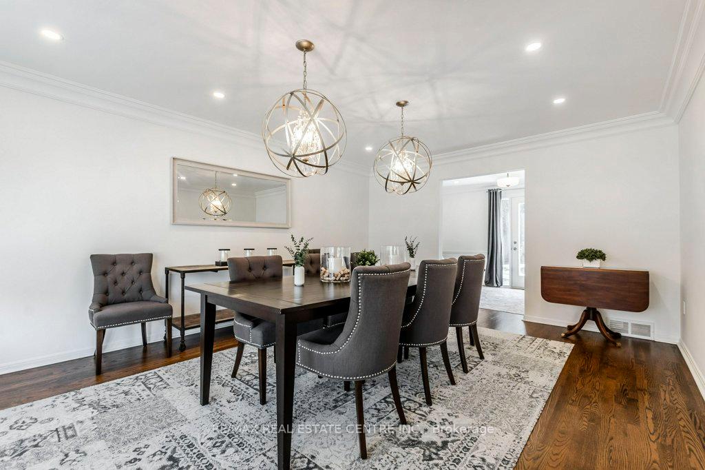 Photo 10 of 246 Simon Drive, Burlington, Roseland — HOMEH