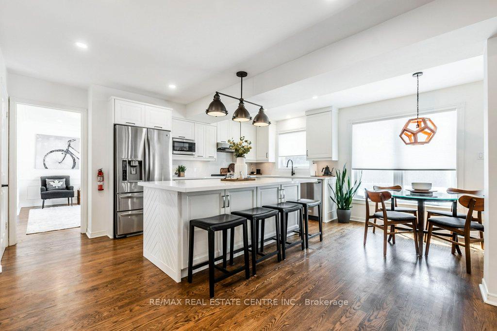 Photo 12 of 246 Simon Drive, Burlington, Roseland — HOMEH