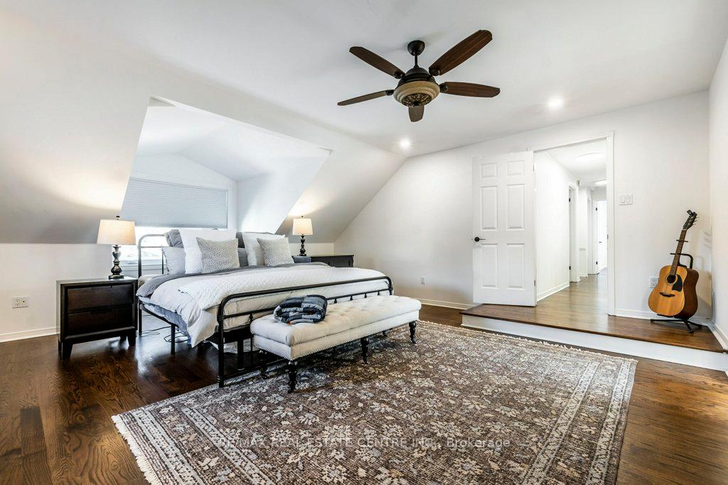 Photo 26 of 246 Simon Drive, Burlington, Roseland — HOMEH