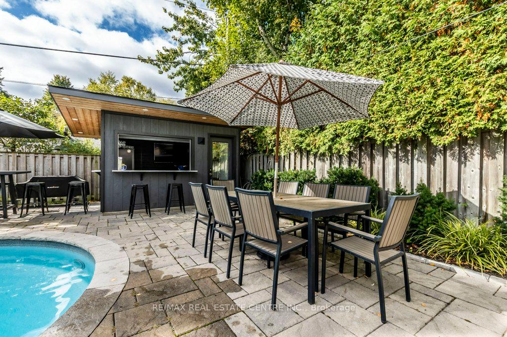 Photo 37 of 246 Simon Drive, Burlington, Roseland — HOMEH