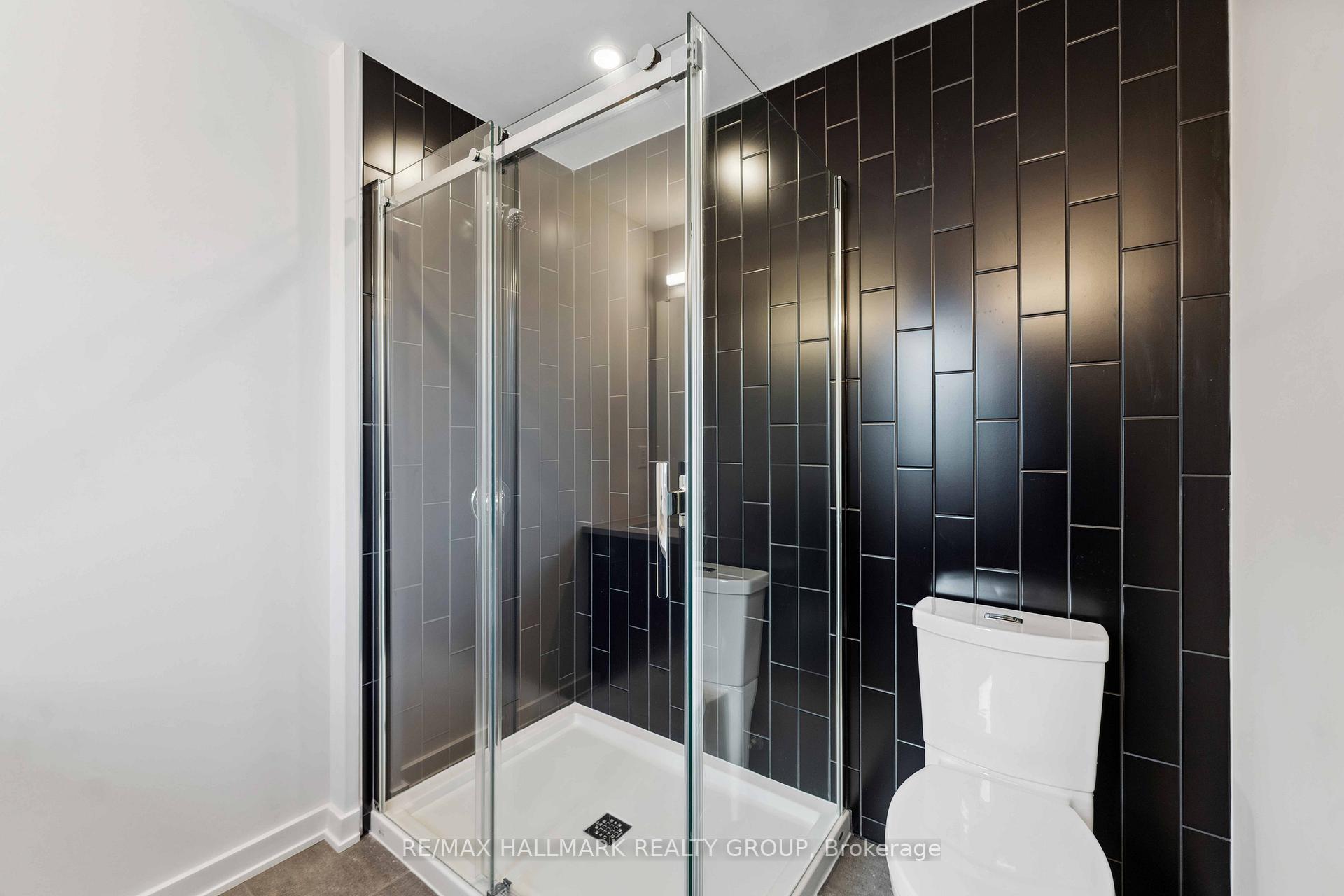 Photo 12 of 693 Honeydew Street, Ottawa, Riverside South/Gloucester Glen — HOMEH