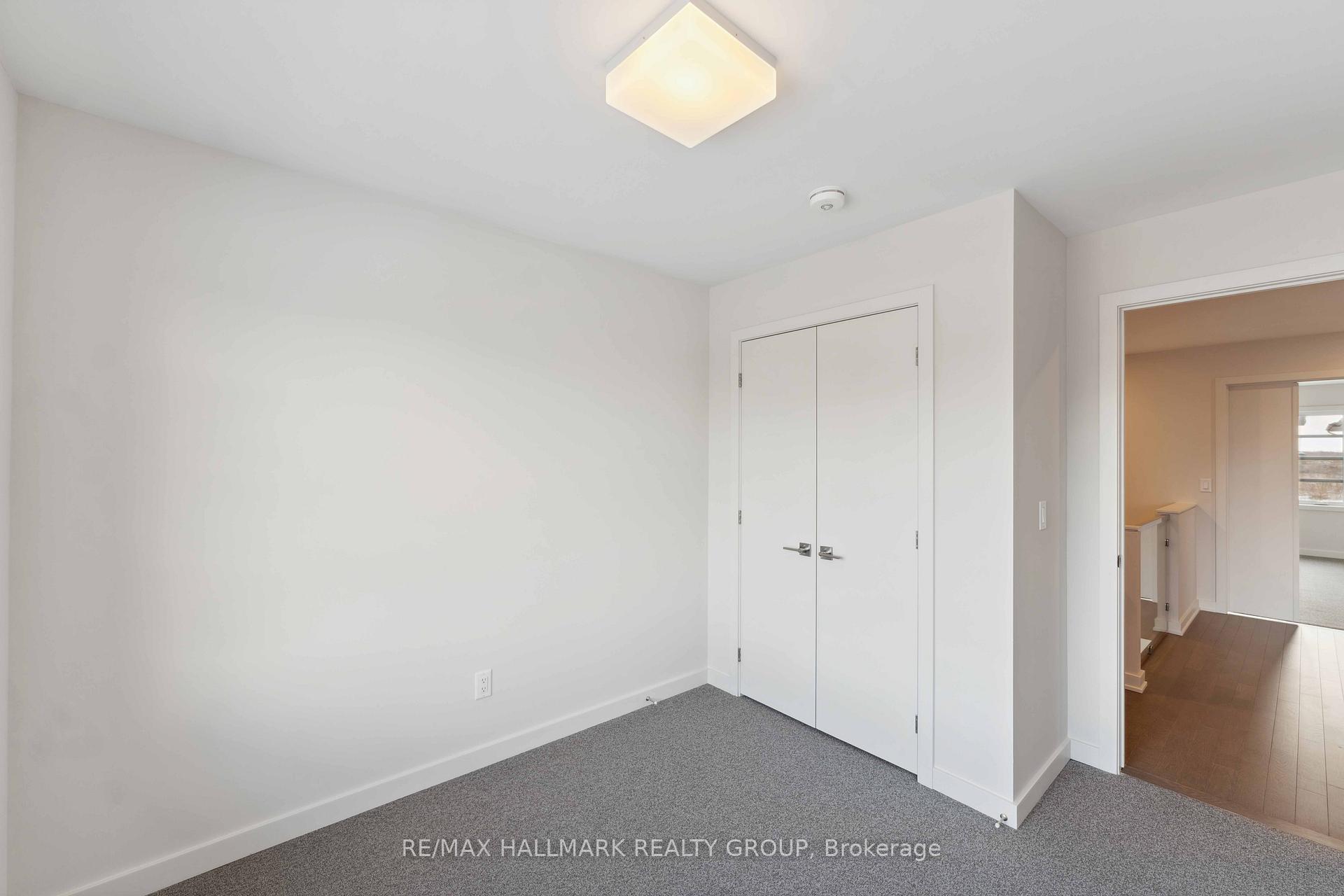 Photo 14 of 693 Honeydew Street, Ottawa, Riverside South/Gloucester Glen — HOMEH