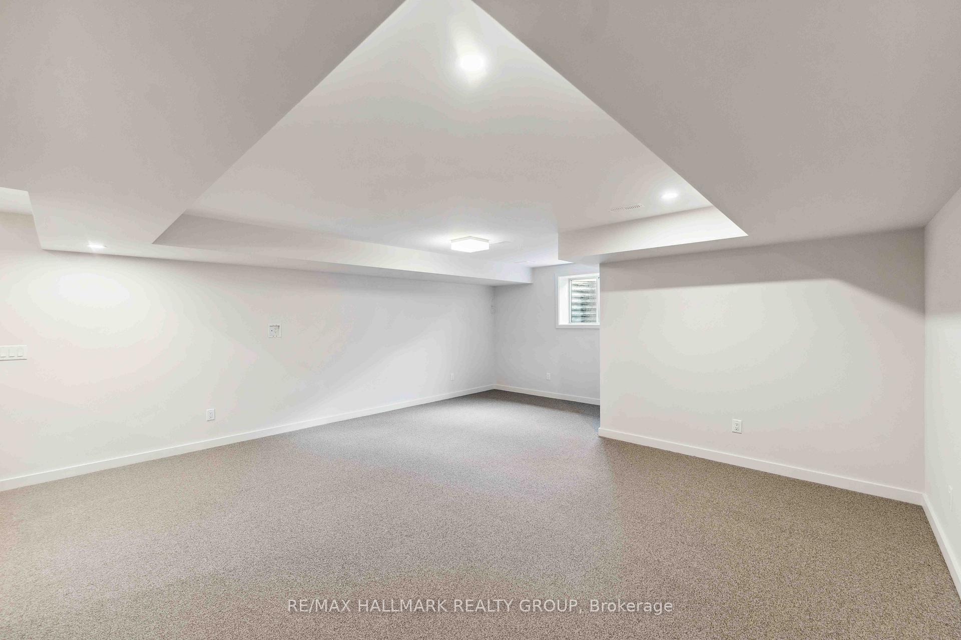 Photo 20 of 693 Honeydew Street, Ottawa, Riverside South/Gloucester Glen — HOMEH