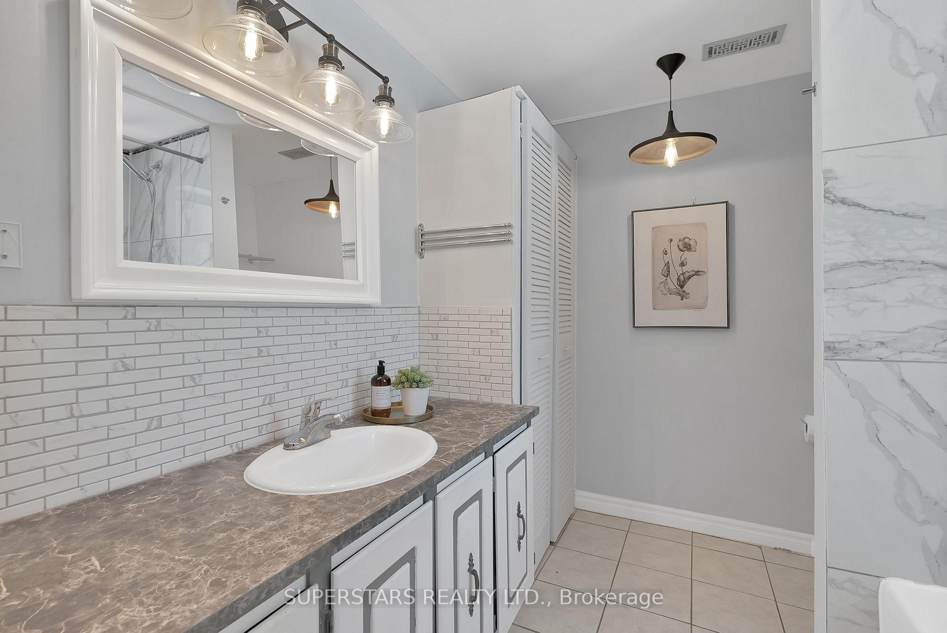 Photo 9 of 324 Grove Street E, Barrie, Grove East — HOMEH