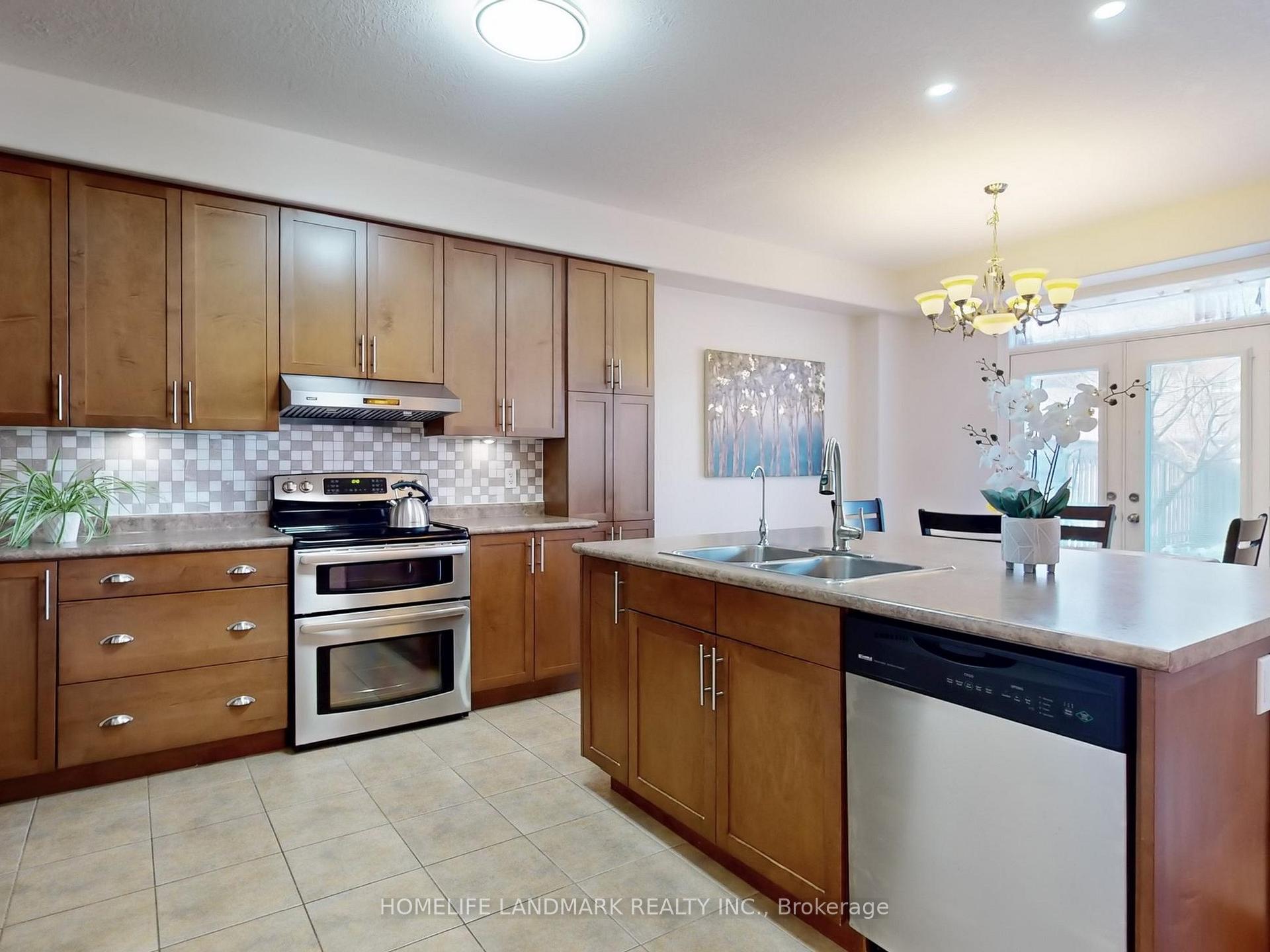 Photo 8 of 46 Kierland Road, Barrie, Ardagh — HOMEH