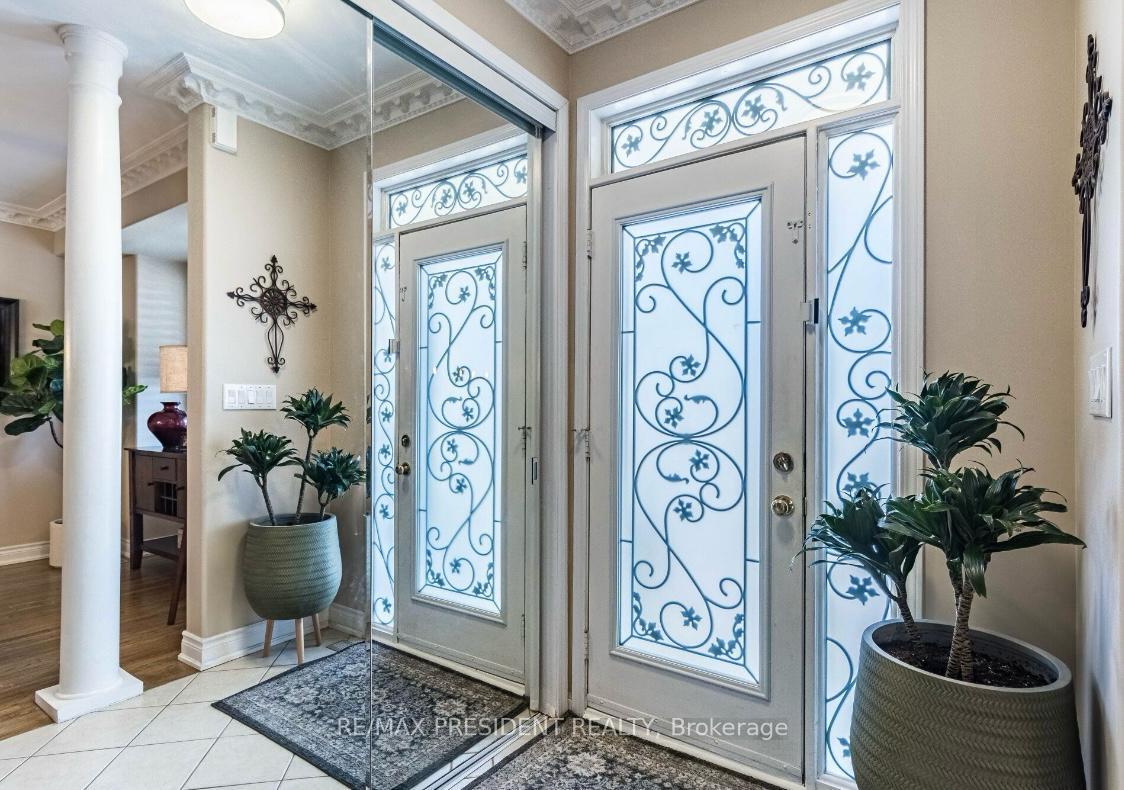 Photo 2 of 203 Brisdale Drive, Brampton, Fletcher's Meadow — HOMEH