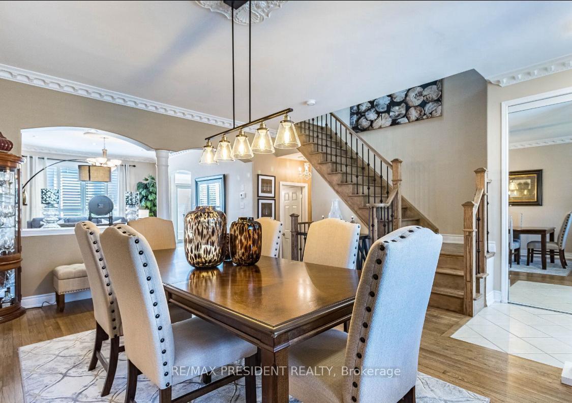 Photo 3 of 203 Brisdale Drive, Brampton, Fletcher's Meadow — HOMEH