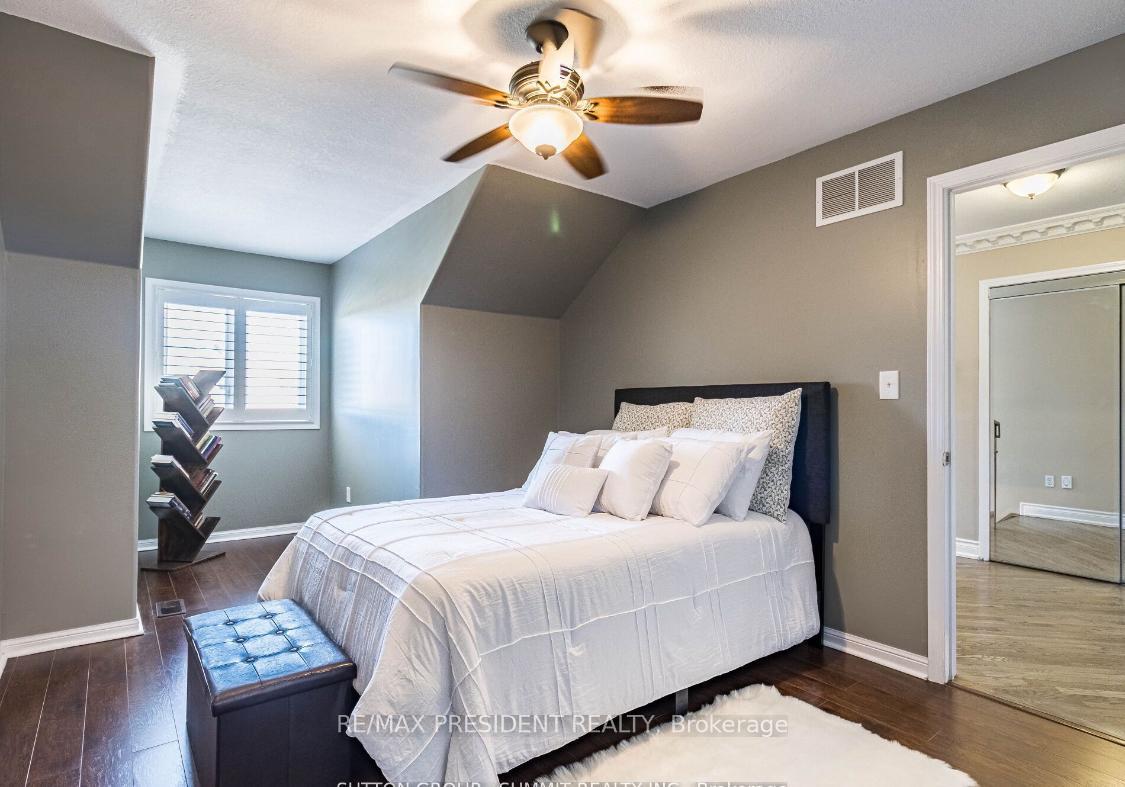 Photo 11 of 203 Brisdale Drive, Brampton, Fletcher's Meadow — HOMEH