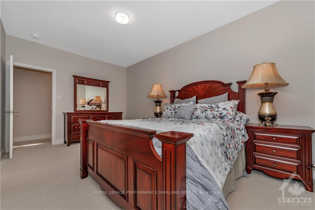 Photo 5 of 706 Fenwick Way, Ottawa, Barrhaven - Stonebridge — HOMEH