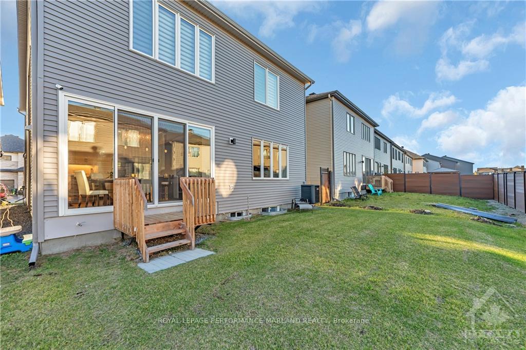 Photo 8 of 706 Fenwick Way, Ottawa, Barrhaven - Stonebridge — HOMEH