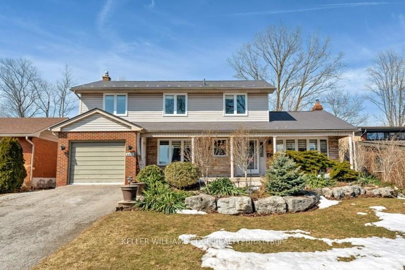 Photo 1 of 4451 Cosburn Crescent, Burlington, Shoreacres — HOMEH