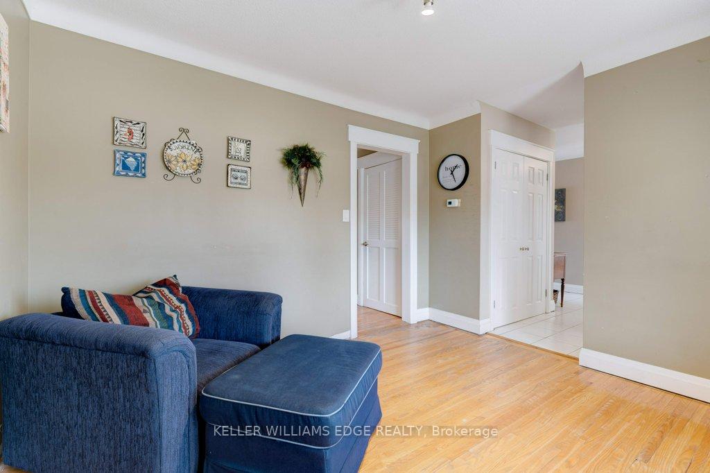 Photo 14 of 4451 Cosburn Crescent, Burlington, Shoreacres — HOMEH