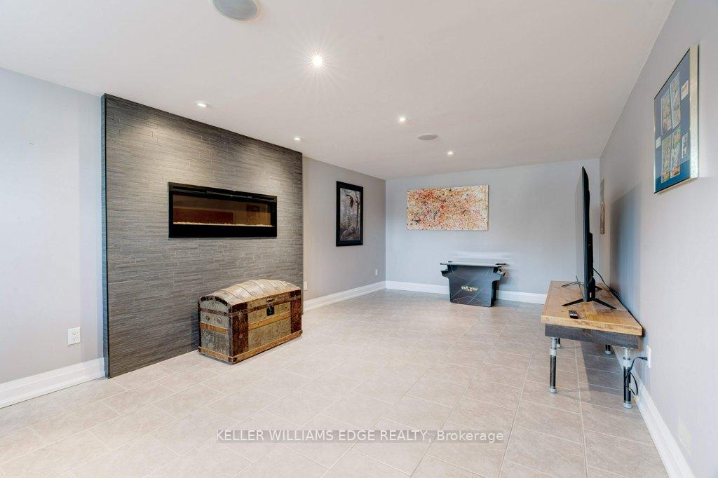 Photo 30 of 4451 Cosburn Crescent, Burlington, Shoreacres — HOMEH