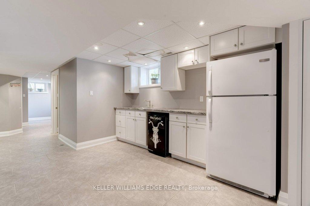Photo 32 of 4451 Cosburn Crescent, Burlington, Shoreacres — HOMEH